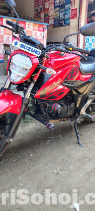 Suzuki gixxer